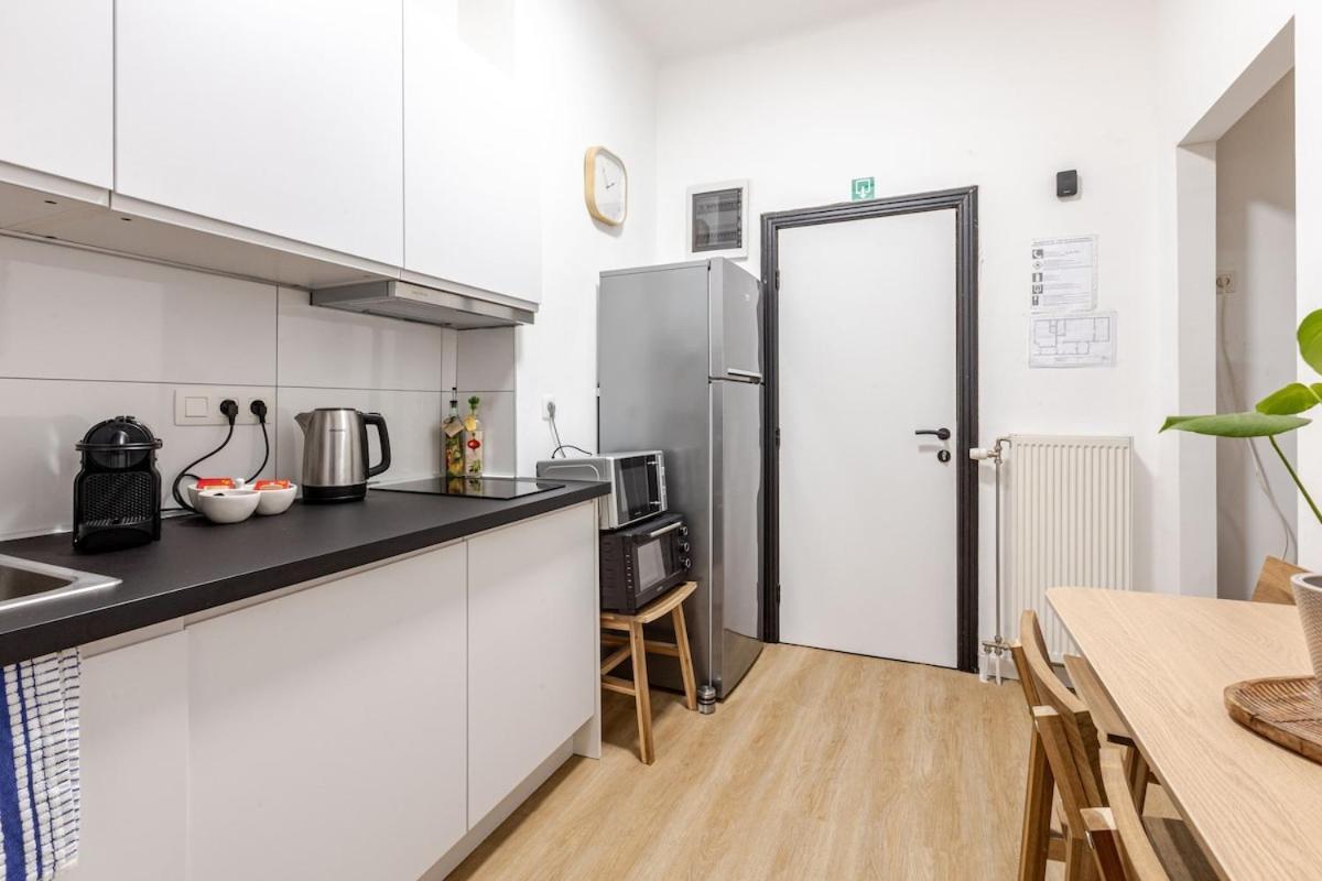 Cosy Appartement Met Tuin In Centrum Antwerpen Gratis Parking Free Parking! Kültér fotó
